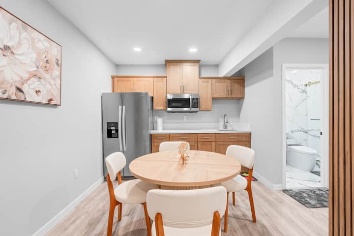 2luxury Hb/oc In-law Suite | Designer Touches 4pax - Huntington Beach, CA