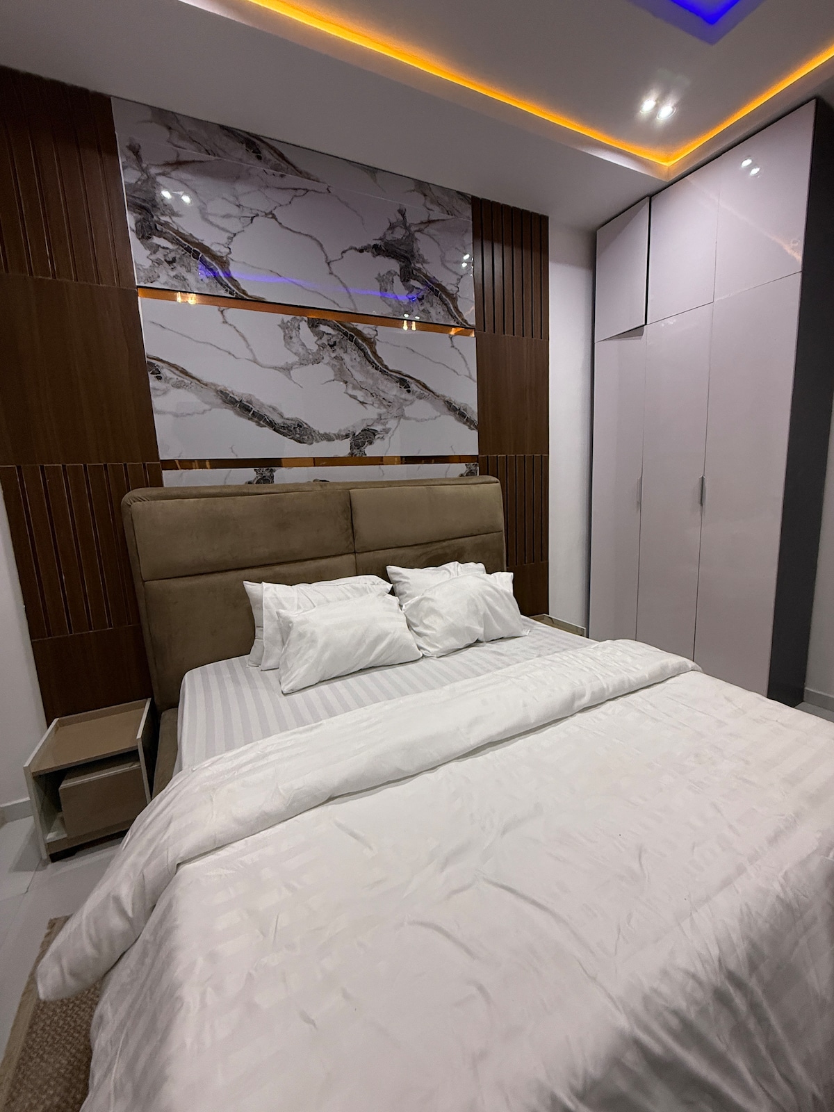 საძინებელი 2