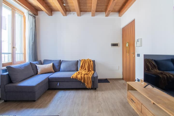 Guesthost - Valeggio Sul Mincio Two-levels Apt X4! - Valeggio sul Mincio