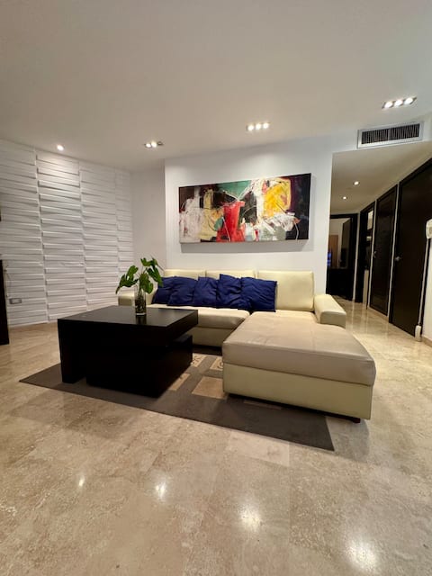 Luxury Apartment / Electric Generator / Av. El Milagro