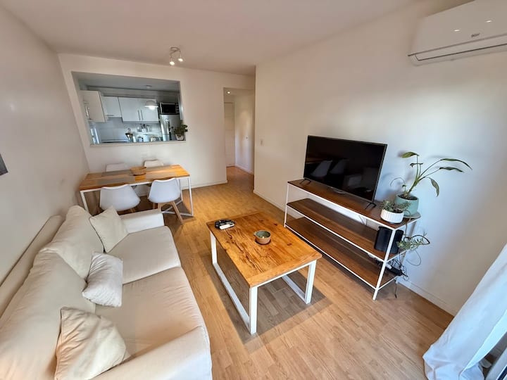 Three-room apartment with balcony in Núñez