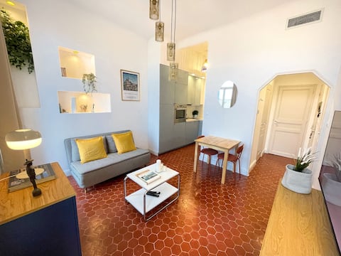 Airbnb performant: Old Port / Notre Dame Apartment à Marseille 7e Arrondissement