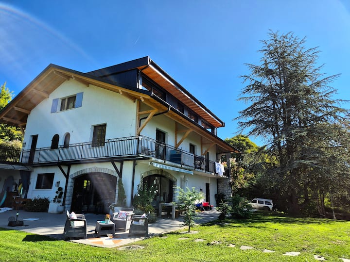 Grande Maison Rénovée Avec Piscine - Jacuzzi - Vue - Cruseilles