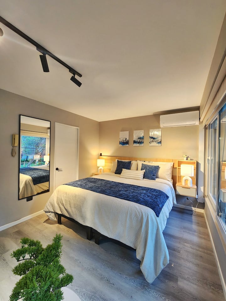 سرير بحجم كينج، مرآة كاملة الطول