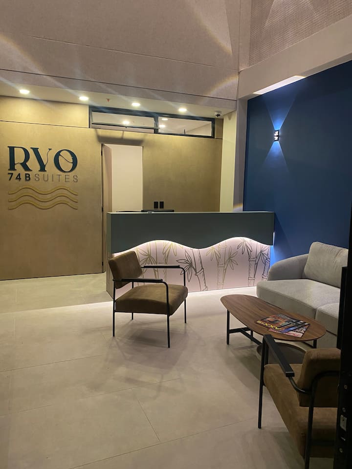 Hotel Ryo 74b Piso 7 Vip Suite De Lujo 702 - Medellín, Colombia