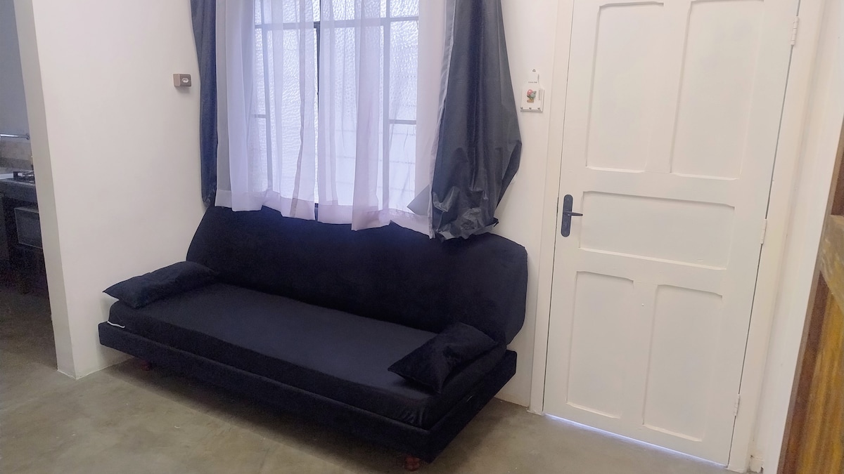 Top Airbnb: Authentic and comfortable space with space for motorcycle. em Bom Retiro
