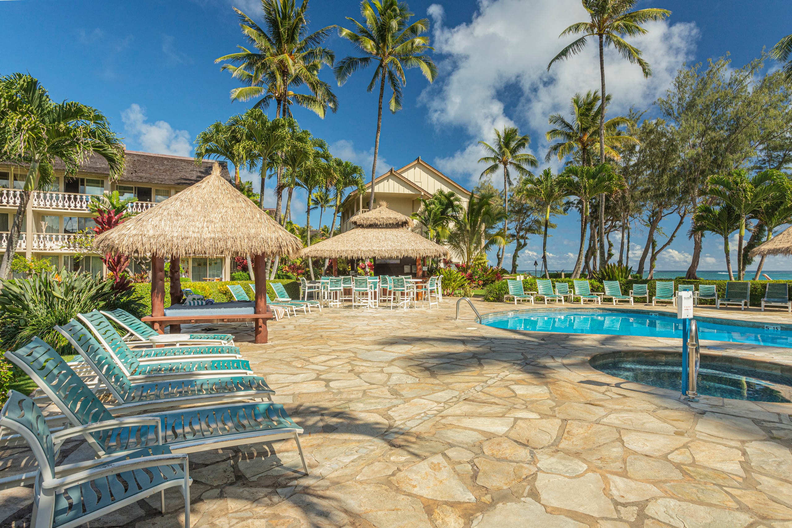 Islander Beach Getaway w/Ac, hottub & pool - Photo 32