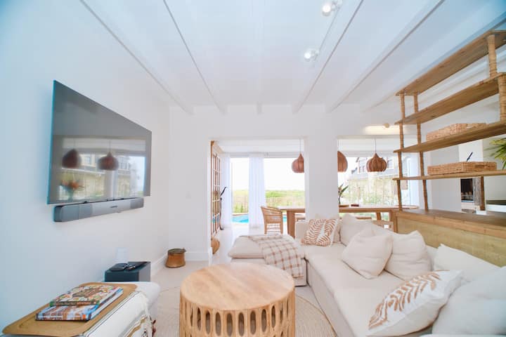 Nature Nest Cottage - Grotto Bay