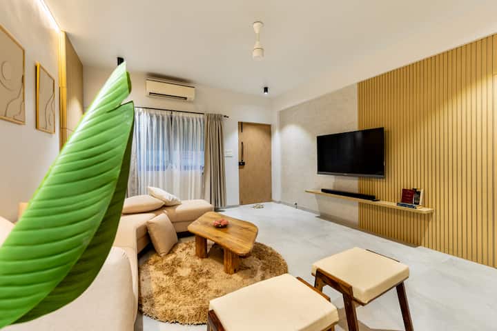 Living room image 2