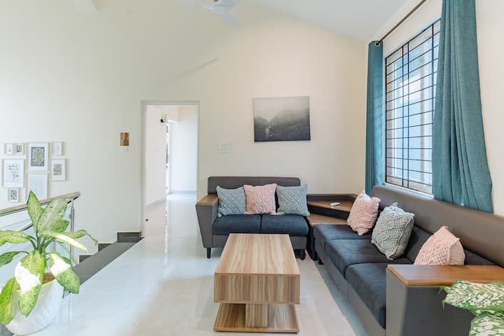 Living room 2 image 5