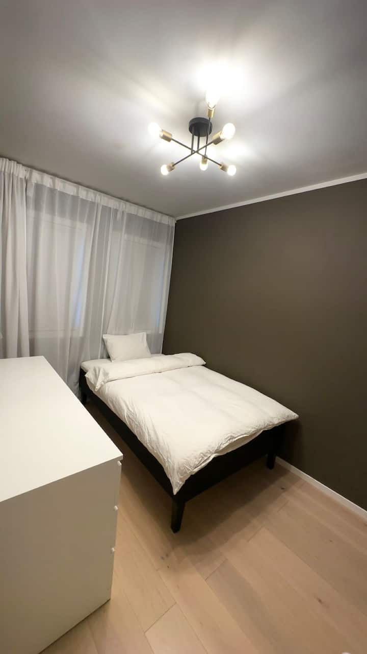 غرفة النوم 2