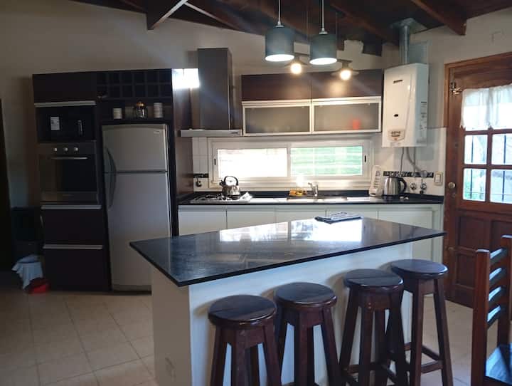 La Casita Del Bosque - Villa Gesell