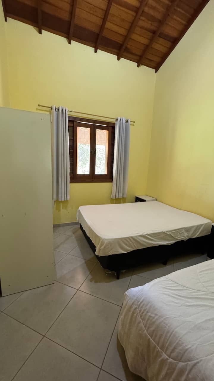 Dhomë gjumi 1
