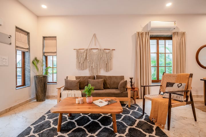 Living room 1 image 8