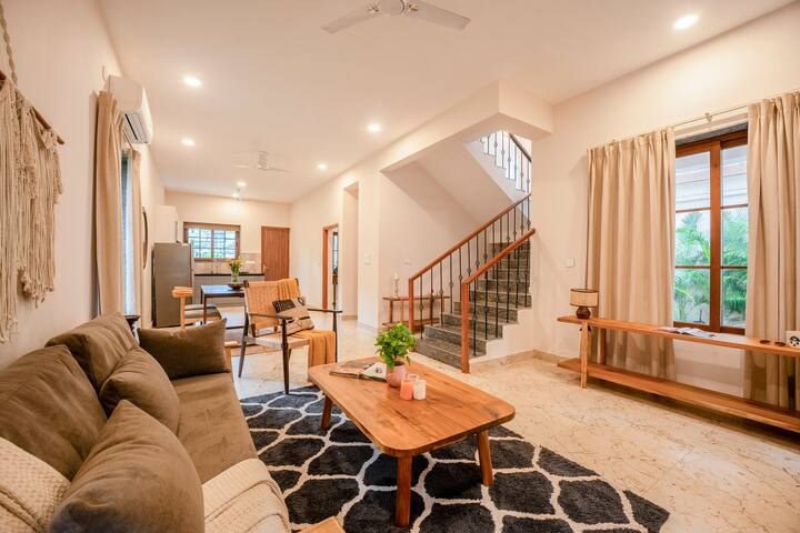 Living room 1 image 2