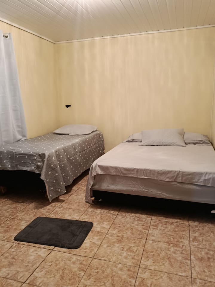 საძინებელი 1