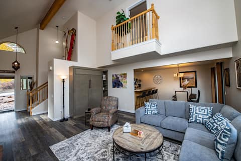 Top Airbnb: Golfing Bear Retreat-Home w/ Golf Course Views in Pagosa Springs