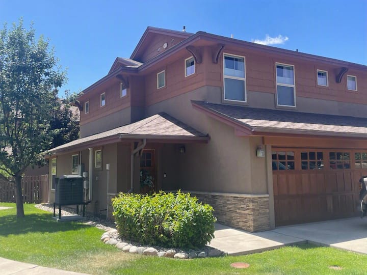 Durango Townhome, Centrally Located Convenience - Durango, CO