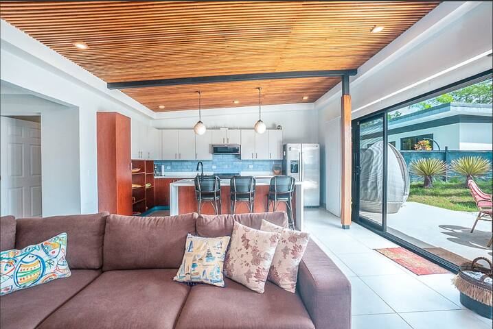 Casa Flo – Your Perfect Tropical Vacation Villa