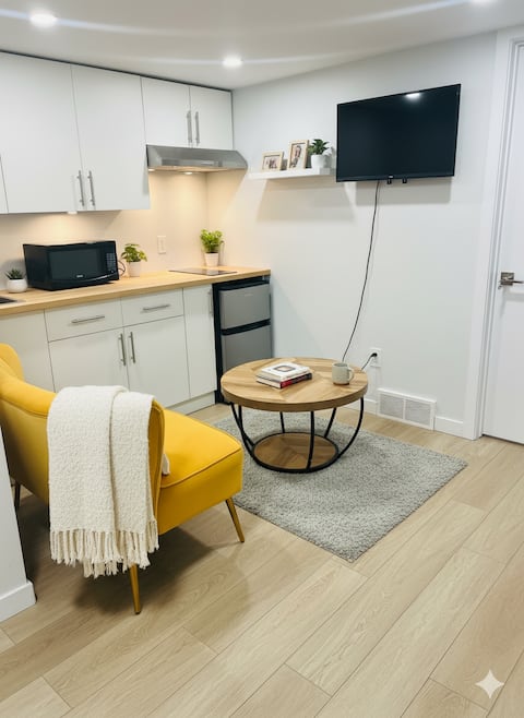 Successful Airbnb property: Cozy Modern Basement Suite in Devonshire Winnipeg in Peguis