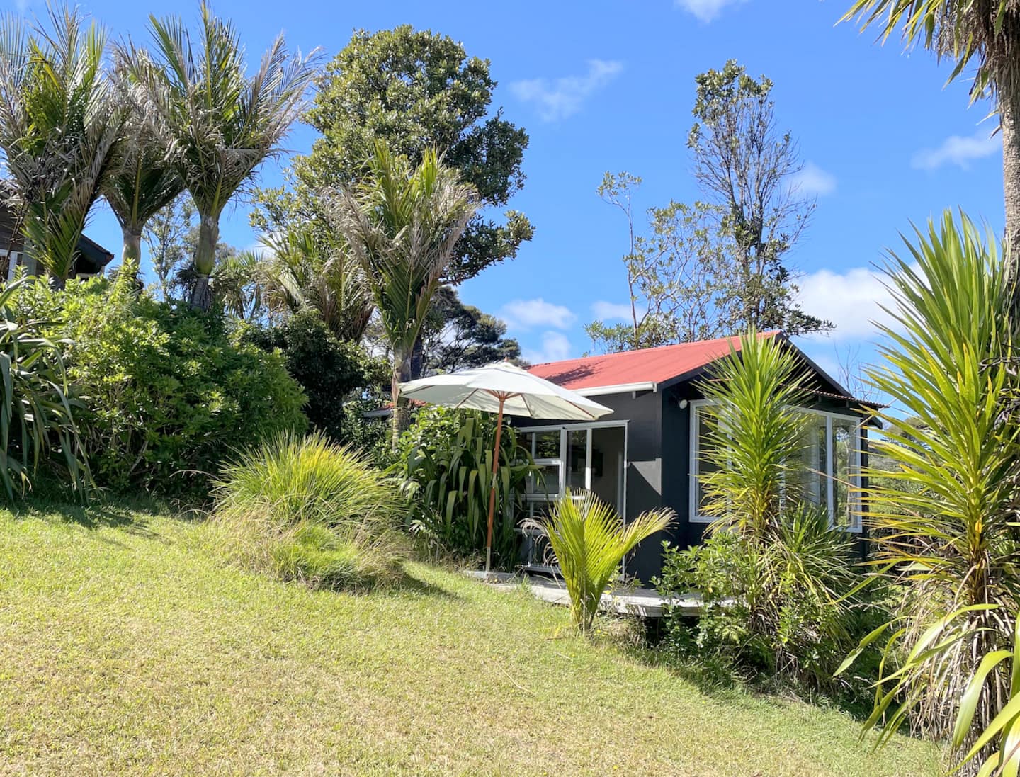 Paradise Cottage 2