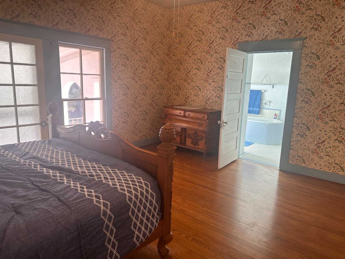 غرفة النوم 1