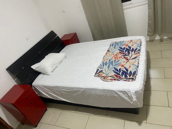 غرفة النوم 2