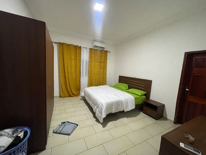 غرفة النوم 1