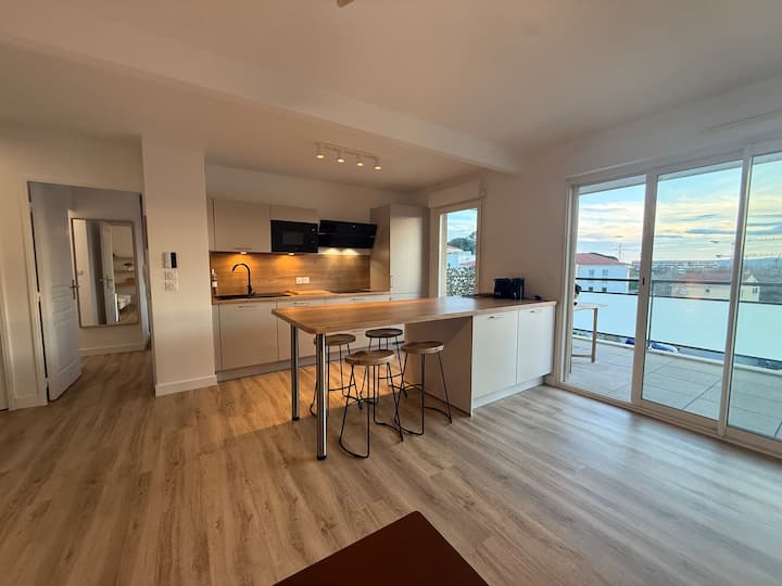 Vue & Terrasse Appartement Lumineux Fréjus - Fréjus