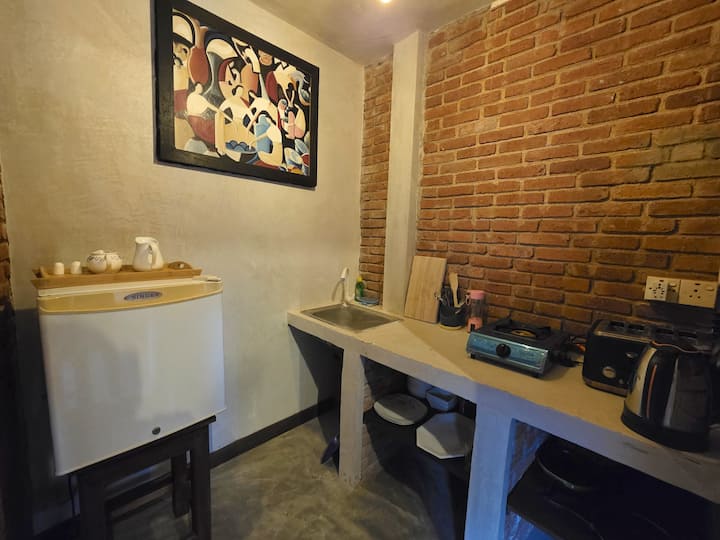 The Ceylon Brick House – 10 Mins From The Beach - Hikkaduwa