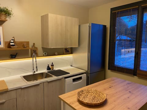 Top Airbnb: Apolline's Cabins in Luc Sur Mer