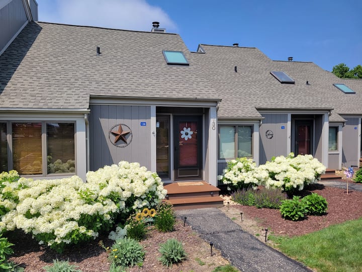 New Listing: 130 Plum Cove: Galena Territory - Galena, IL