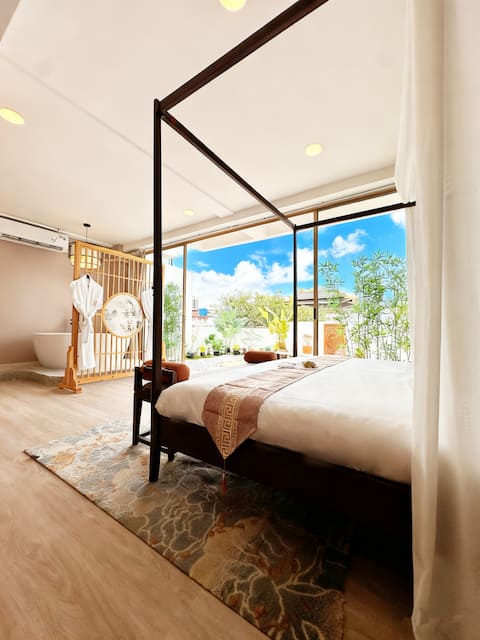 Prime Location in Chinatown, Free Breakfast & Laundry, Highly Rated | Near Song Wat & MRT | Private