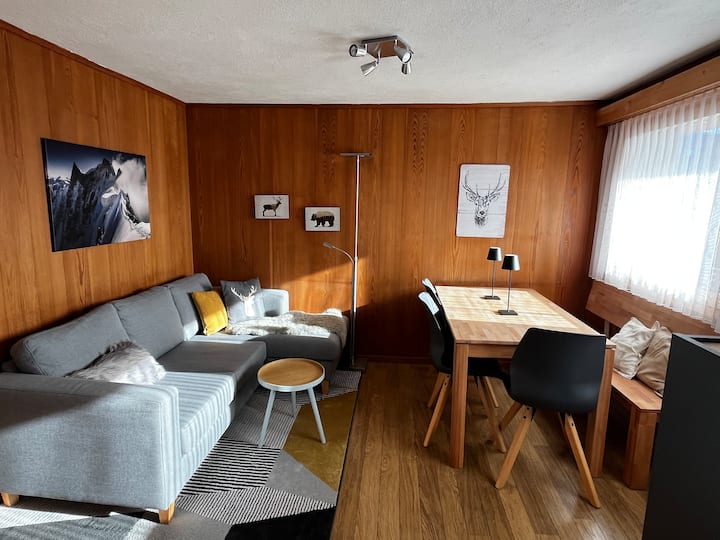 Ferienwohnung An Bester Lage 
Ski-in - Ski-out - ベットマーアルプ