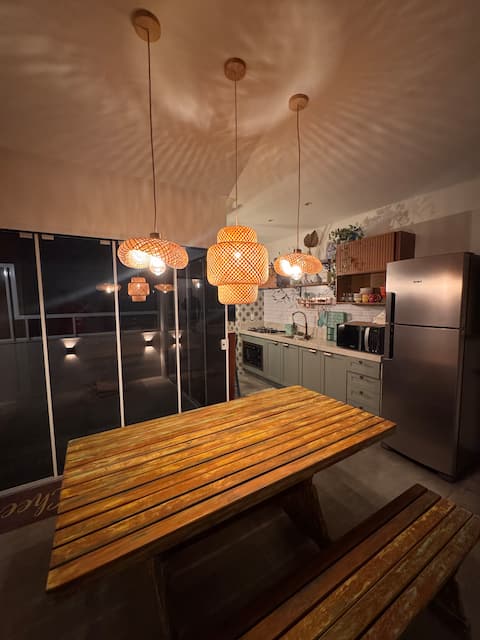 Airbnb em destaque: Penthouse with heated Jacuzzi in Praia Brava em Itajaí
