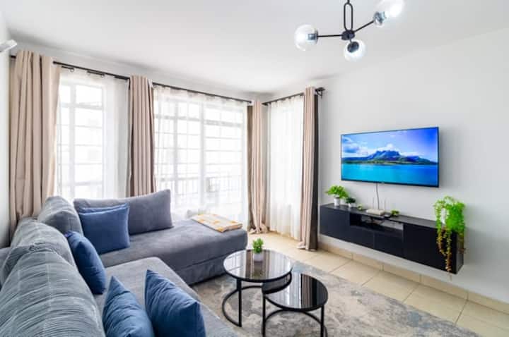 Relax in Style- Cozy Elegant Home in Tatu City