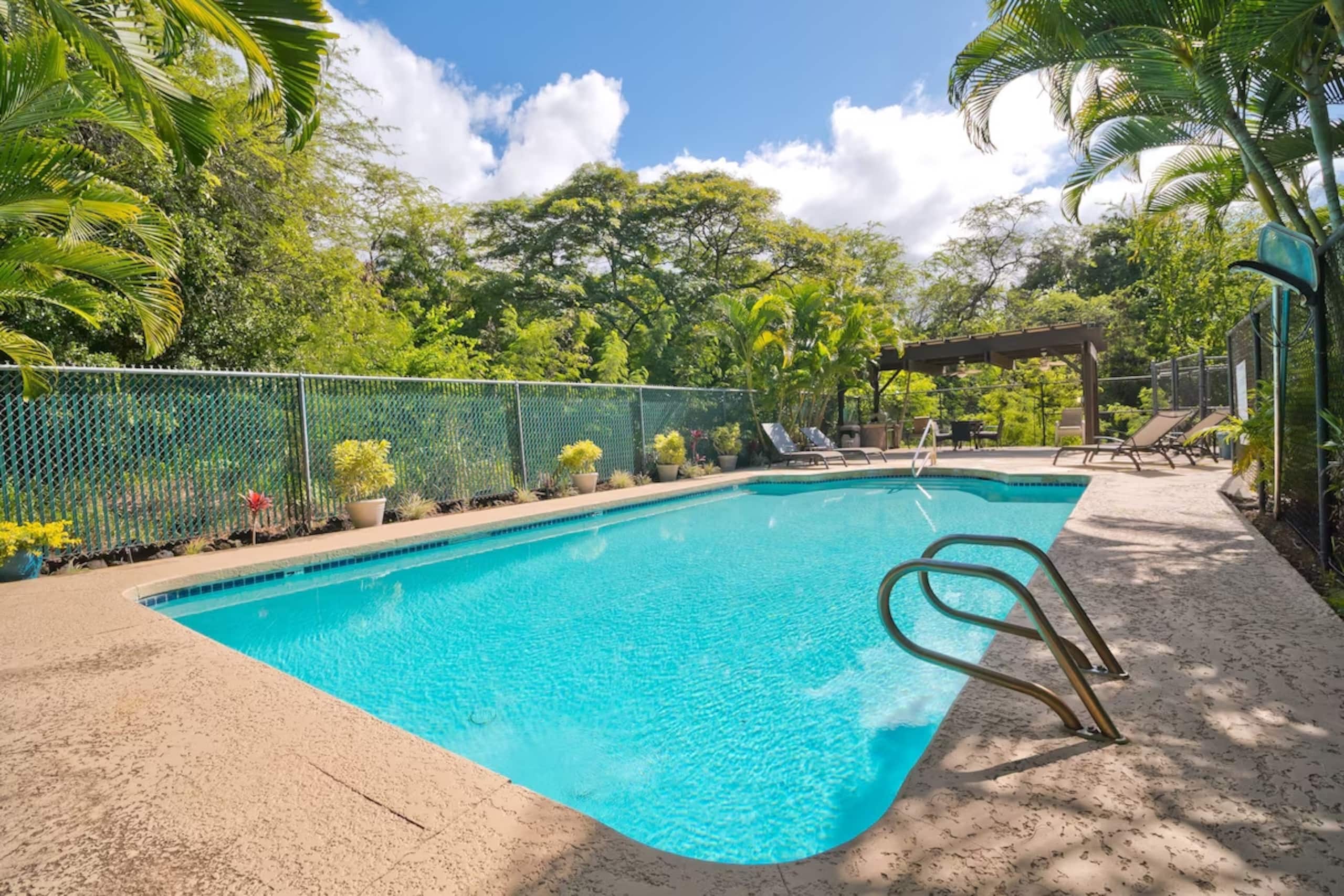 Oceanfront Paradise, AC, Pool, 2 mins to Snorkel - Photo 37