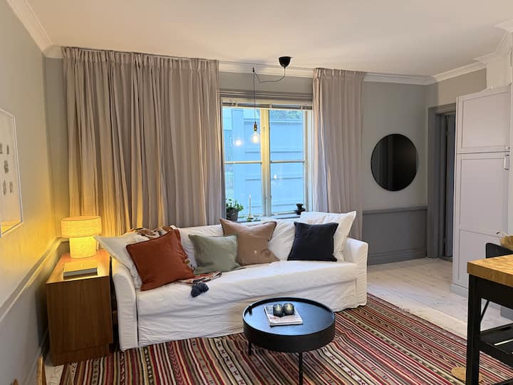 Nordanby Herrgård - Gratis P-plats - Eget Hus! - Västerås