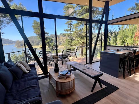 Popular Airbnb listing: Cahuil Design Balcony (WiFi) Couples in Pichilemu