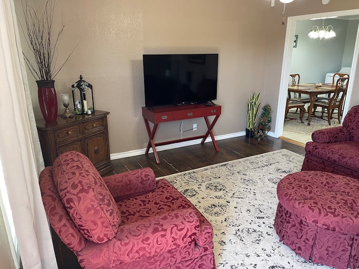 Spacious 2br Home In Lubbock - 러벅