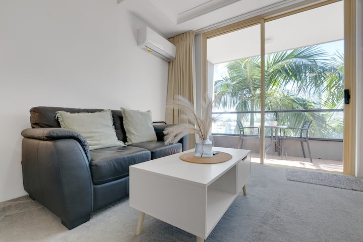 Stylish Studio Escape In The Heart Of The Gc - Surfers Paradise