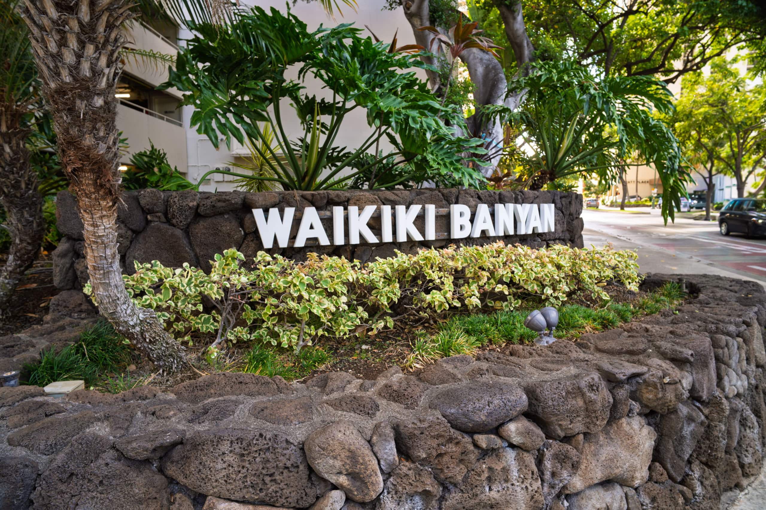 Condo in Honolulu · ★4.95 · 1 bedroom · 3 beds · 1 private bath - Image 34