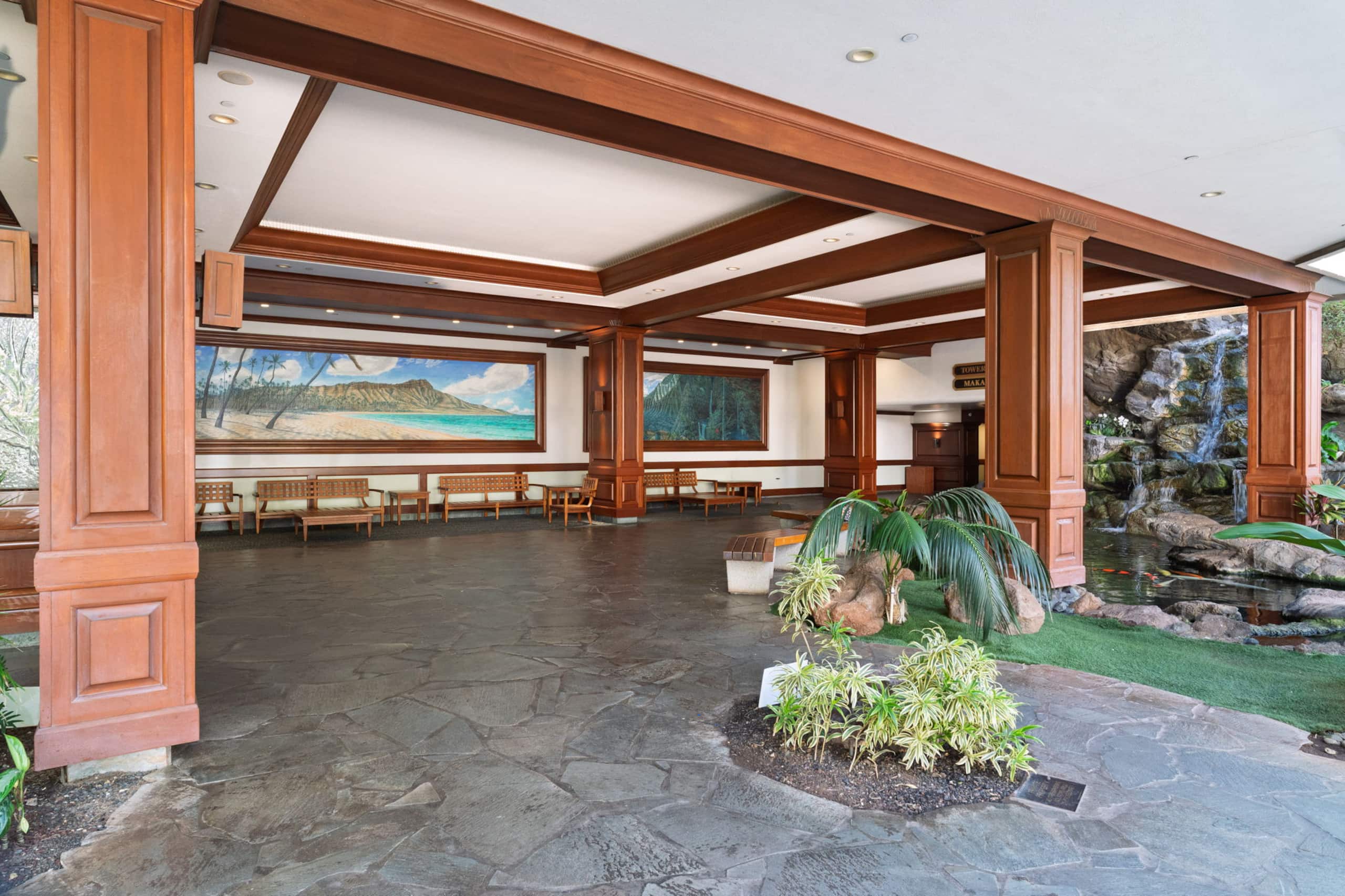 Condo in Honolulu · ★4.95 · 1 bedroom · 3 beds · 1 private bath - Image 36
