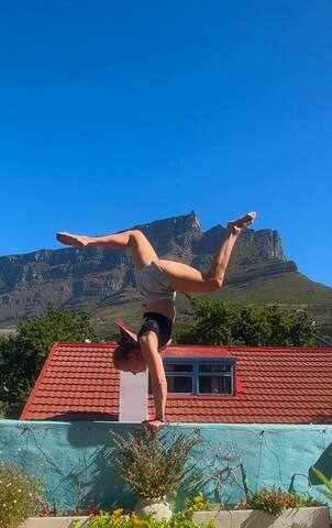 Idyllic Table Mountain Heritage Home gallery image 2