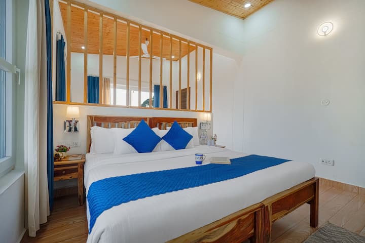 Hilltop Suite W/shared Pool, Garden & Hill Views - Nahan