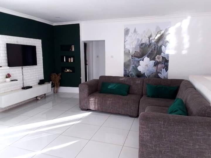 Bangane (Friends) Cozy Home - Victoria Falls