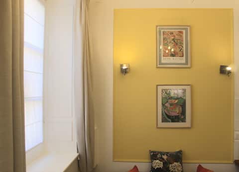 Propriété Airbnb réussie: Charming apartment in the heart of the city of Auxerre à Auxerre