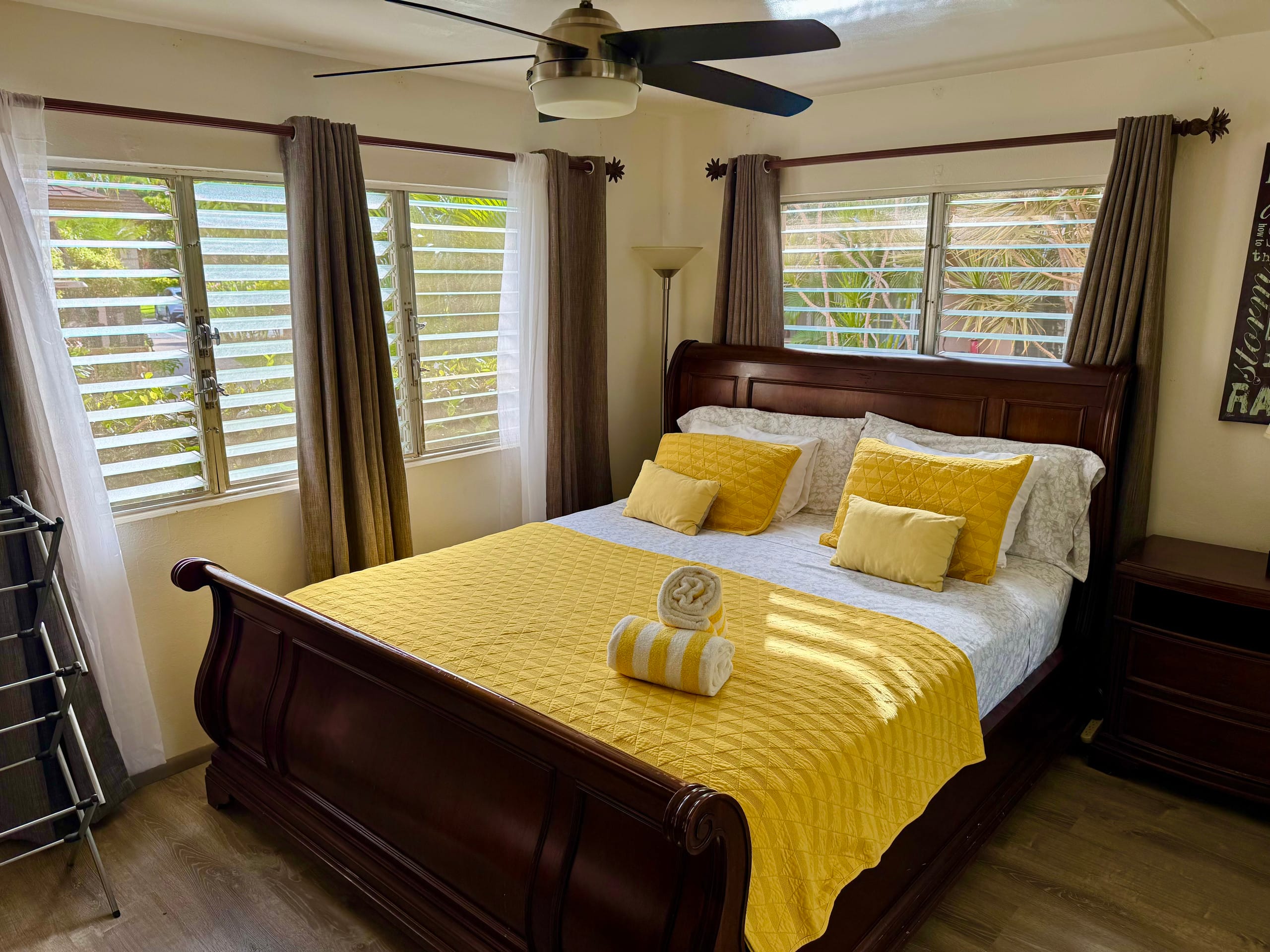 STEPS to BEACH, Kihei KAI NANI, pool, AC unit, BBQ - Image 1