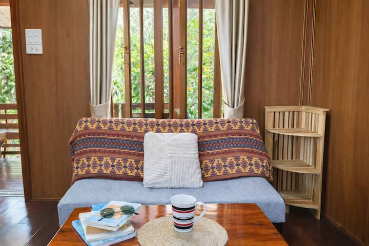 Island Wood Cabin · Village Life & Garden Views - Ko Yao Noi