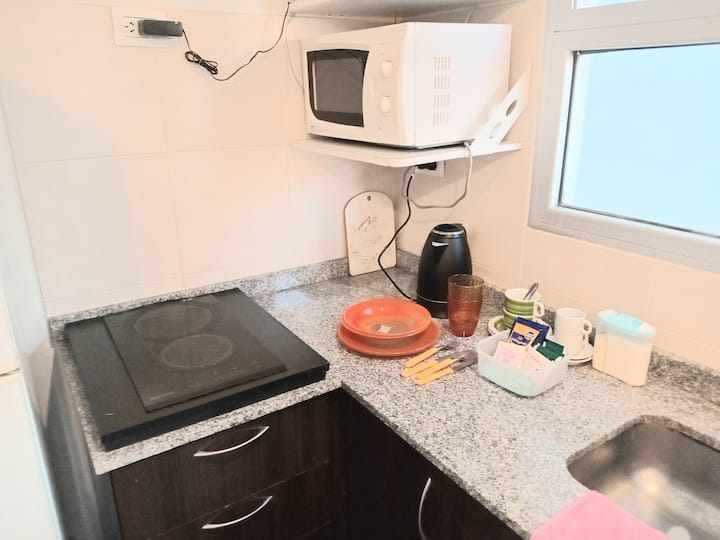 Departamento monoambiente con balcón en San Cristóbal